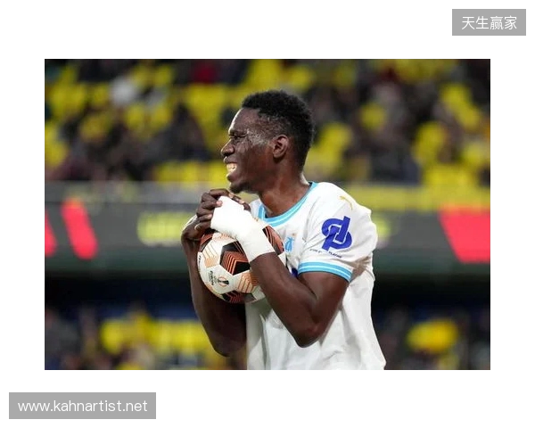 水晶宫vs利兹联：布伦南-约翰逊、伊斯梅拉-萨尔首发，卡尔弗特-勒温、卢卡斯-恩梅加出战